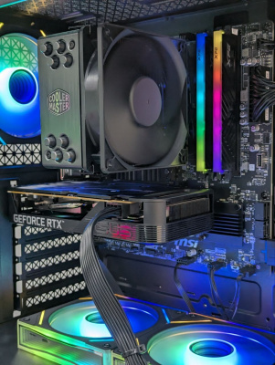 Системный блок Formoza AMD Ryzen 5 5600 3.5-4.4GHz/DDR4 16Gb/RTX 5050 8Gb/SSD M.2 500Gb/500W